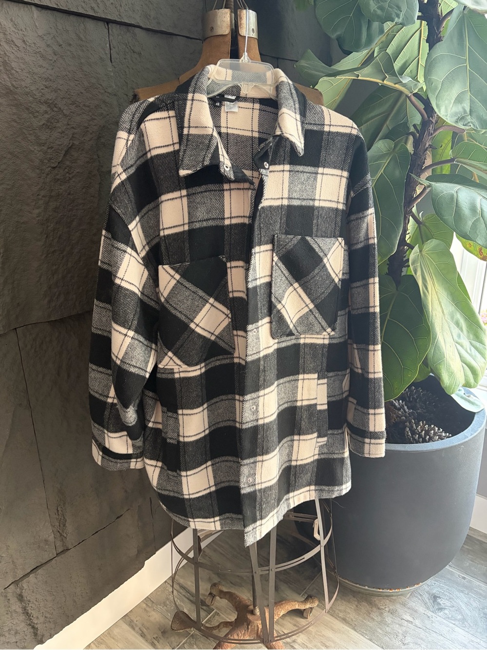 Plaid Shacket Jacket - Black & Cream